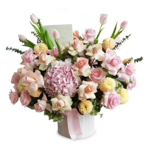 Bunga Meja Premium Mawar, Hydrangea dan Tulip - Reckless Love